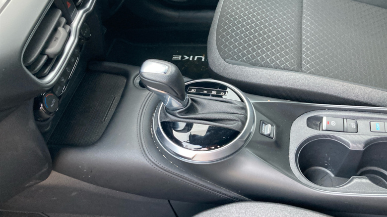 Nissan Juke 1.6 Hybrid N-Connecta 5dr Auto Hybrid Hatchback